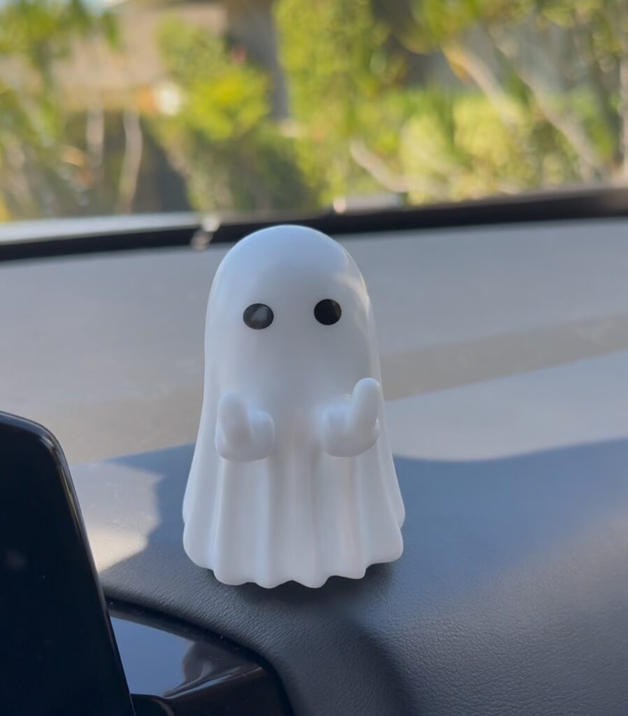 Funny Ghost Figurine Giving the Middle Finger – Halloween Décor