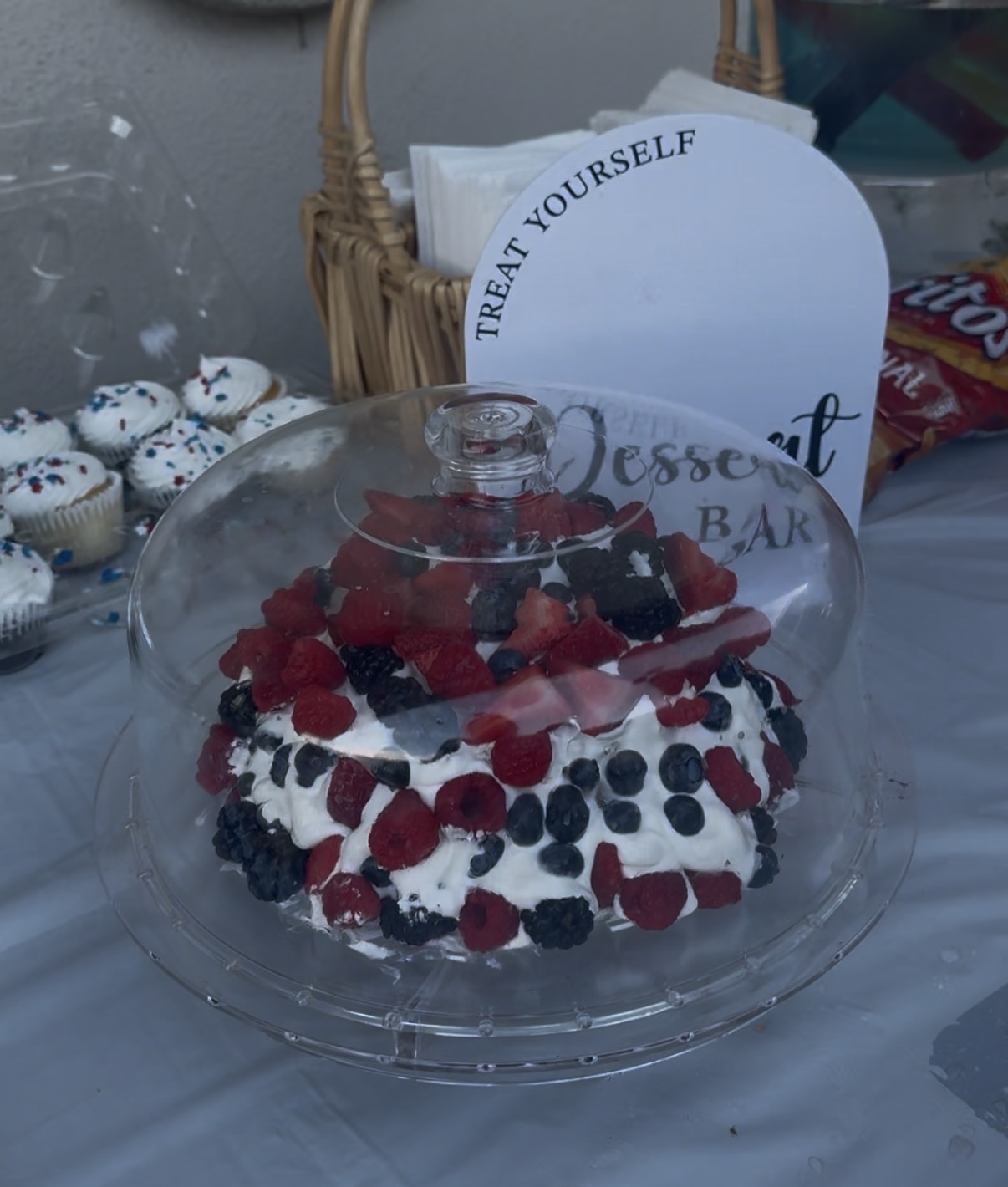 Treat Yourself Dessert Bar Sign, Dessert Bar Table Sign